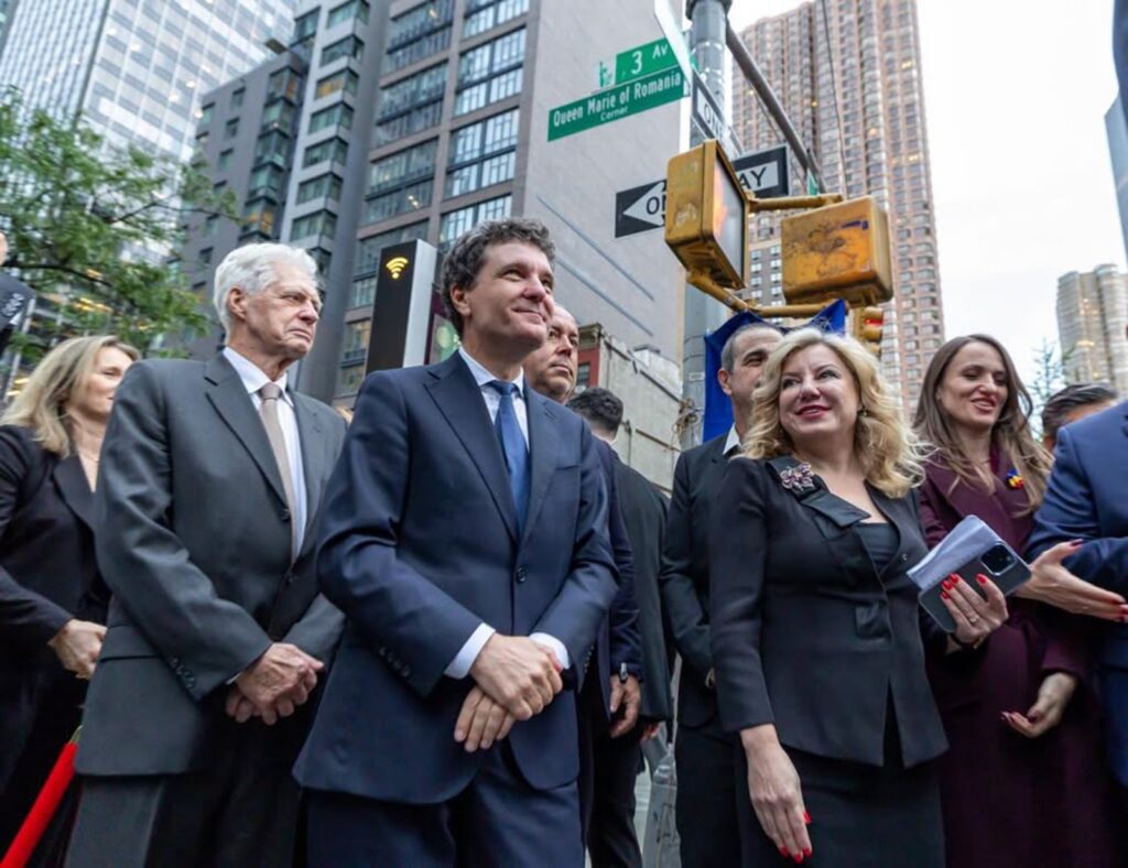 Nicușor Dan s-a întâlnit cu  românii din SUA Subiectul sensibil abordat de șeful statului la New York