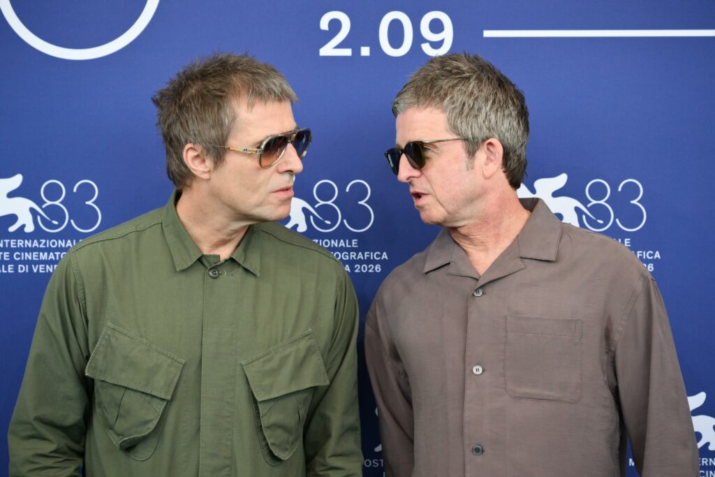 Documentarul despre reuniunea trupei Oasis a avut premiera la Festivalul de Film de la Veneția