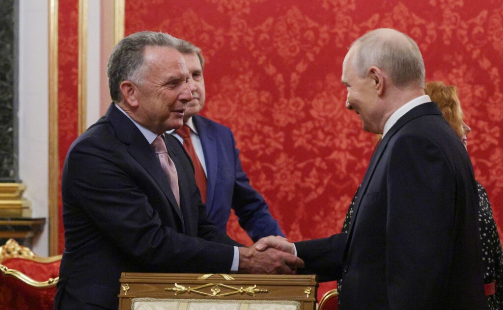FOTO | Emisarii americani s-au întâlnit cu Putin la Moscova. Liderul rus spune că situația actuală „nu este atât de ușoară”