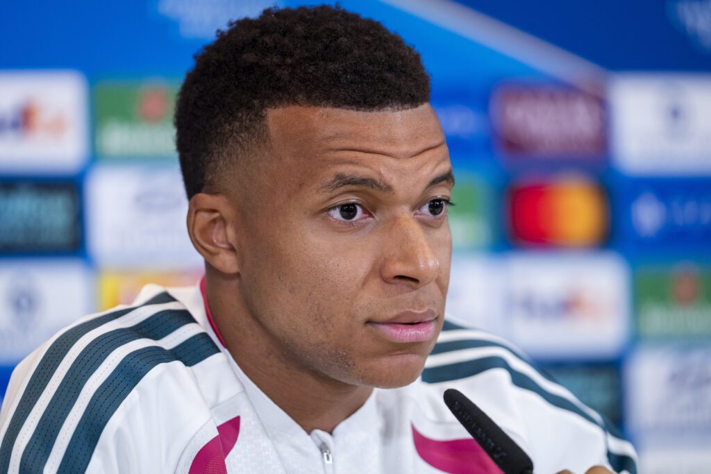 Lovitură pentru Nike. Kylian Mbappe renunță la gigantul american și semnează cu o companie elvețiană