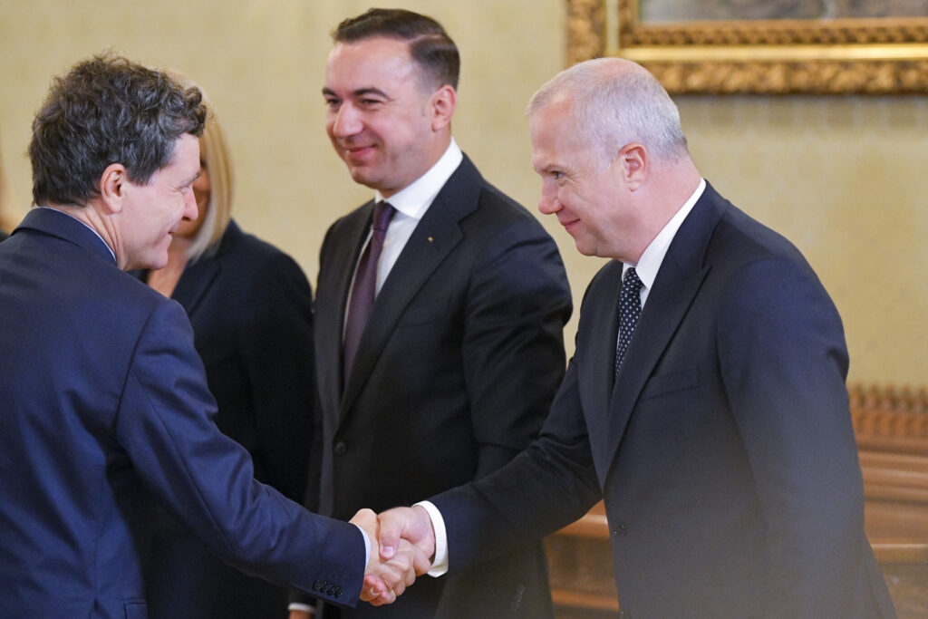 Prim-vicepreședintele PSD Ionuț Pucheanu îi lansează o ofertă lui Siegfried Mureșan ca să facă guvern: Dacă are nevoie de noi, îl așteptăm la sediu