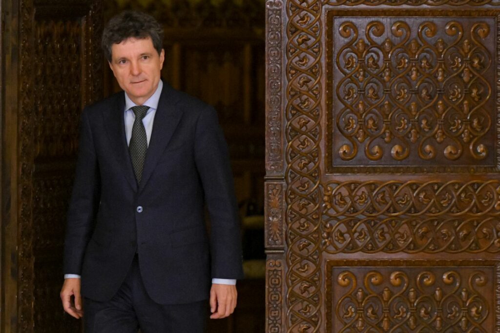 Desemnarea lui Siegfried Mureșan ca premier ajunge în instanță. Administrația Prezidențială, chemată în judecată