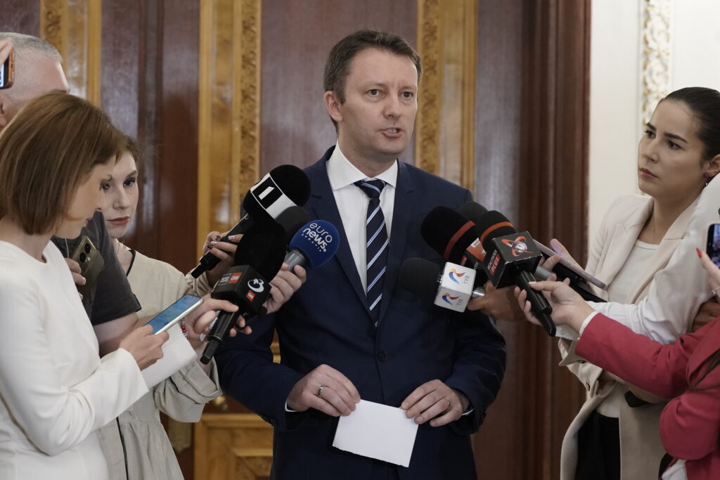 Încep audierile pentru Guvernul Mureșan. Calendarul complet al procesului de învestitură. Mureșan, noi critici la adresa PSD: Au pus partidul înaintea țării