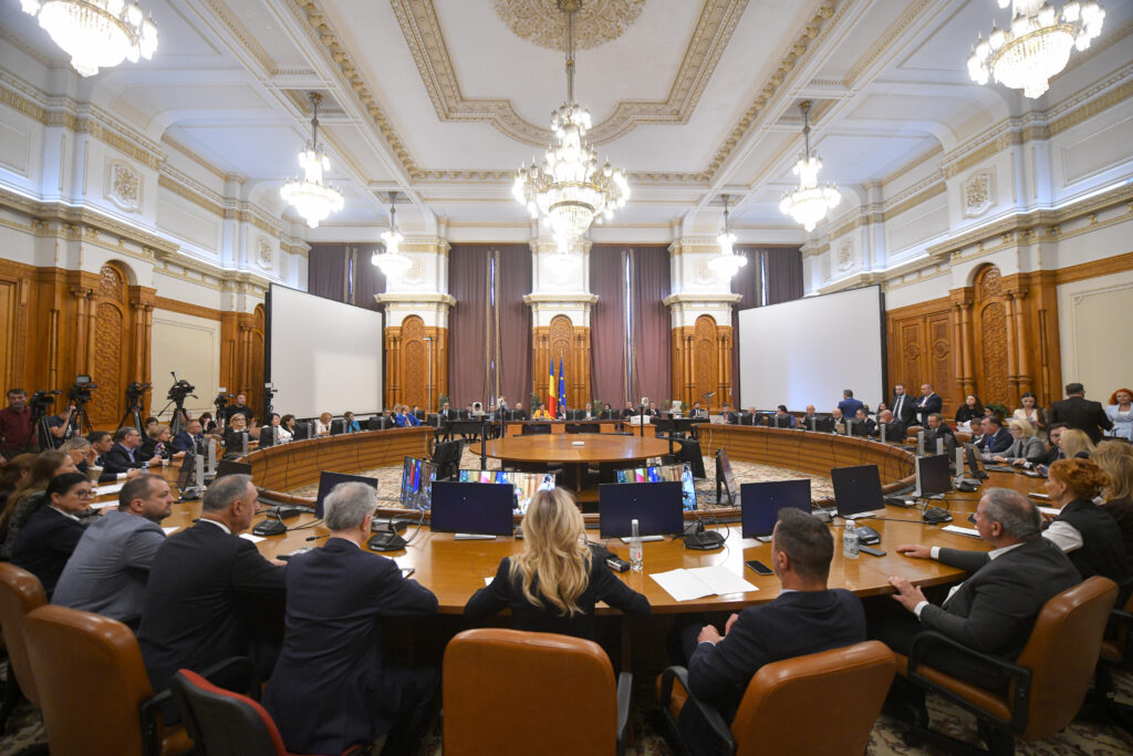 USR și PNL cer o comisie pentru reforma administrativ-teritorială