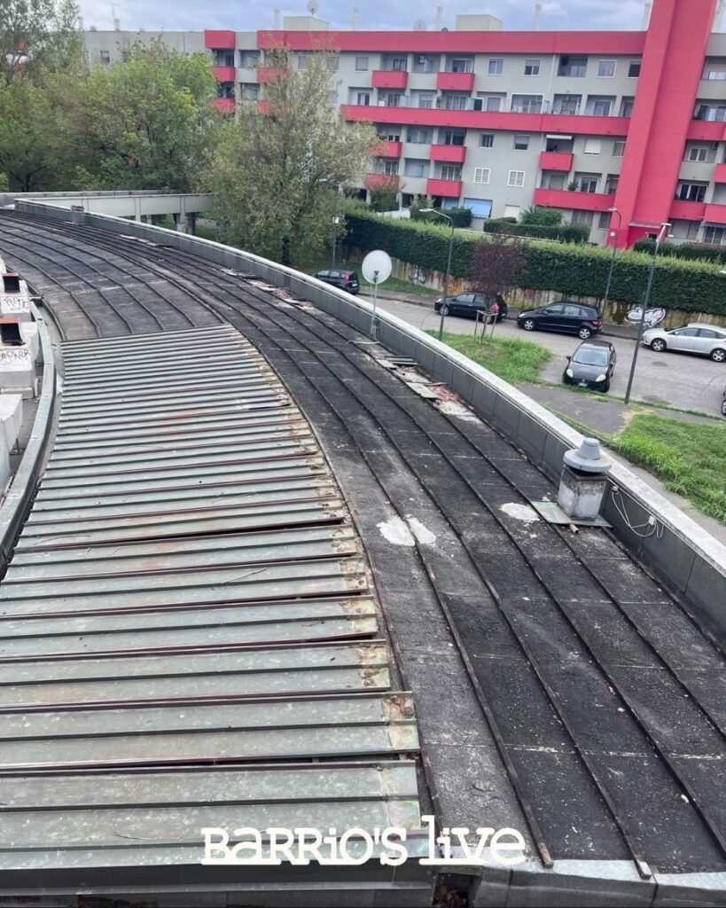 Acoperișul unui local cunoscut a fost furat. Activitatea a fost suspendată deoarece în interior plouă