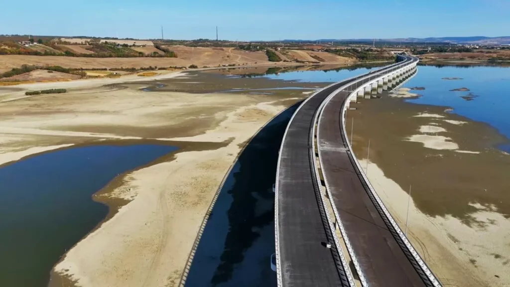 Autostrada Suplacu de Barcău – Chiribiș se deschide de 1 Decembrie. Stadiul lucrărilor a depășit pragul de 90%