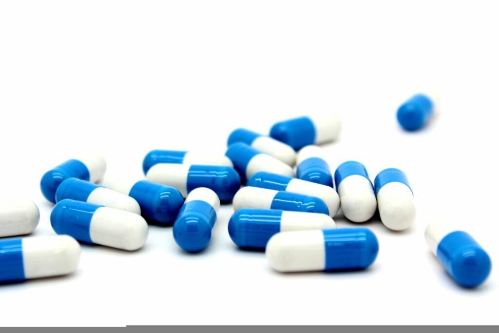 Cercetătorii au creat o baterie care poate fi înghițită. Alimentează dispozitive medicale și apoi se degradează