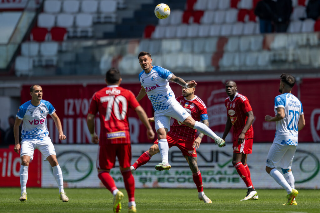 Corvinul Hunedoara, lider între cluburile din România la folosirea jucătorilor U21 în 2026