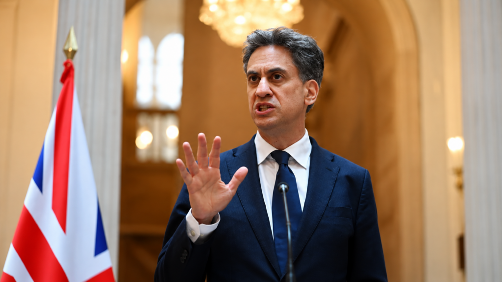 Marea Britanie îl contrazice pe rabinul-șef: Sancțiunile împotriva Israelului nu îi pun în pericol pe evreii britanici