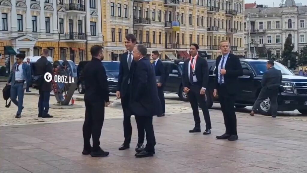 Emisarii lui Trump au ajuns la Kiev direct după negocierile cu Putin. Zelenski: „Vrem să aducem mai aproape sfârșitul războiului”