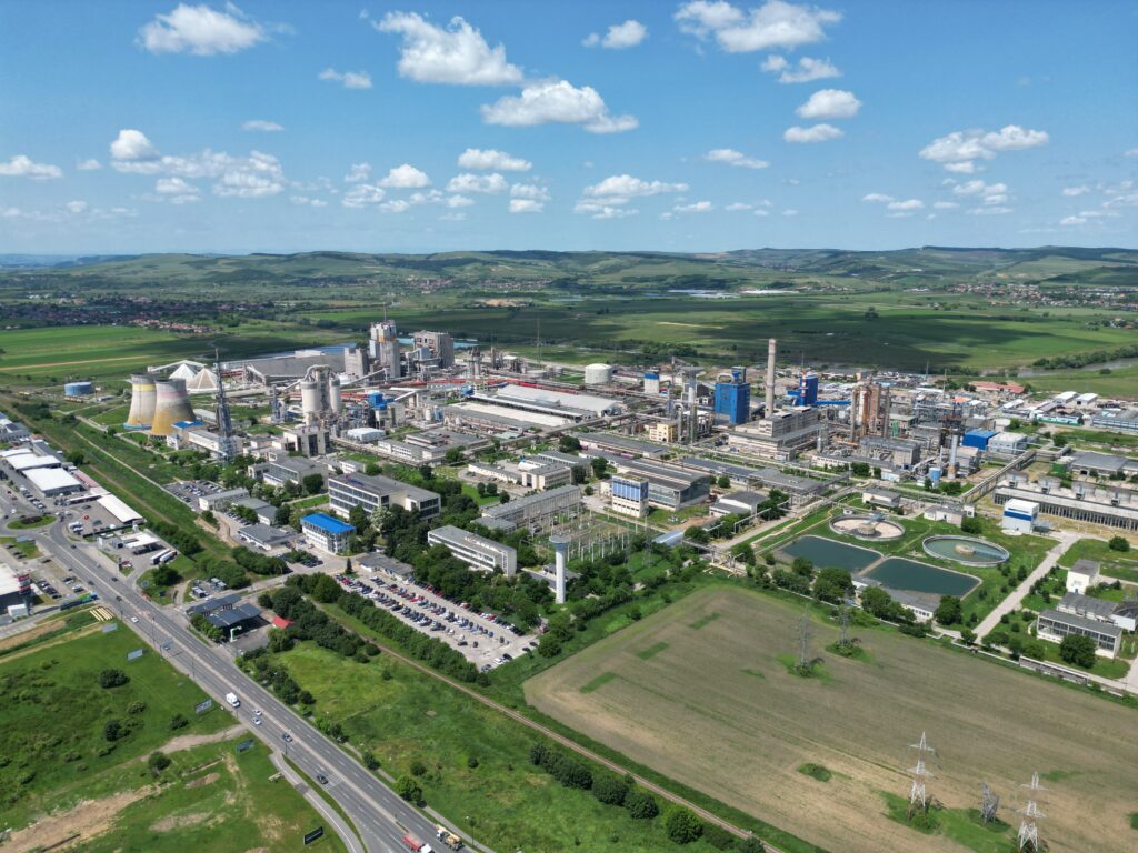 ROMGAZ a finalizat formalitățile de preluare a AZOMUREȘ. Răzvan Popescu: „Creăm premisele pentru valorificarea superioară, în România, a gazelor naturale pe care le producem”