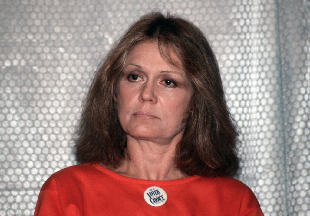 Activista Gloria Steinem, simbol al mișcării feministe din SUA, a murit la 92 de ani