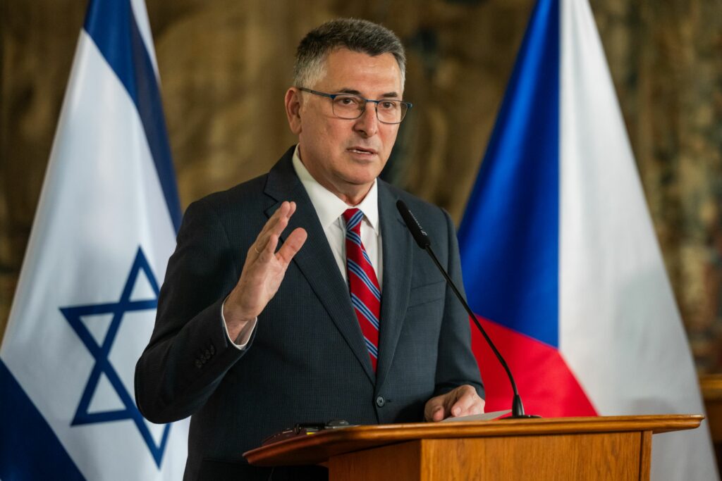 Israelul închide consulatul britanic din Ierusalimul de Est, după ce Marea Britanie, Franța și Canada au interzis importurile din Cisiordania