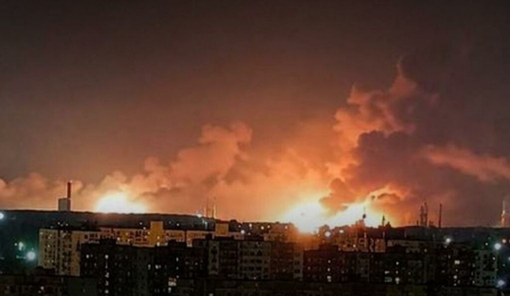 Ucraina anunță noi atacuri în Rusia. Au fost lovite o rafinărie, un aerodrom militar și sisteme antiaeriene