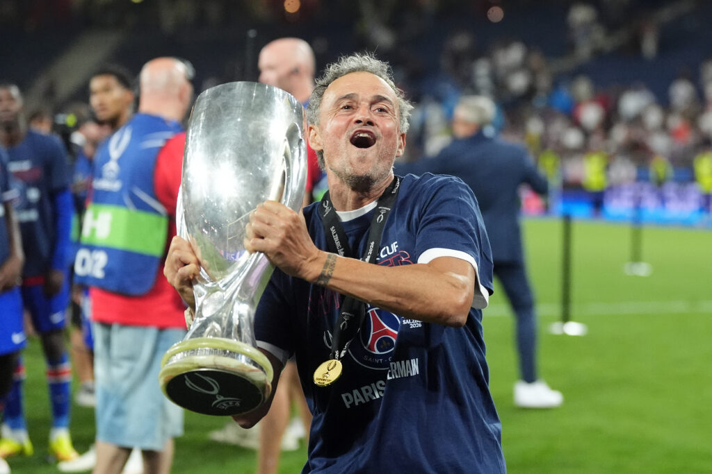 Paris Saint-Germain, campioana Europei, anunță prelungirea contractului cu antrenorul Luis Enrique
