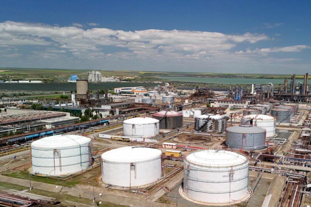 Rompetrol Rafinare investește în modernizarea și extinderea capacității de stocare a rafinăriei Petromidia