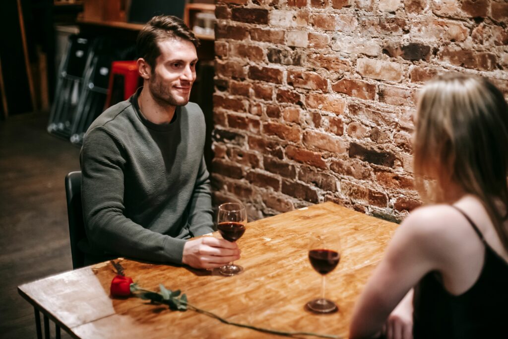 Ce avantaje are să fii singur din punct de vedere romantic. Celibatul, o nouă oportunitate de dezvoltare personală