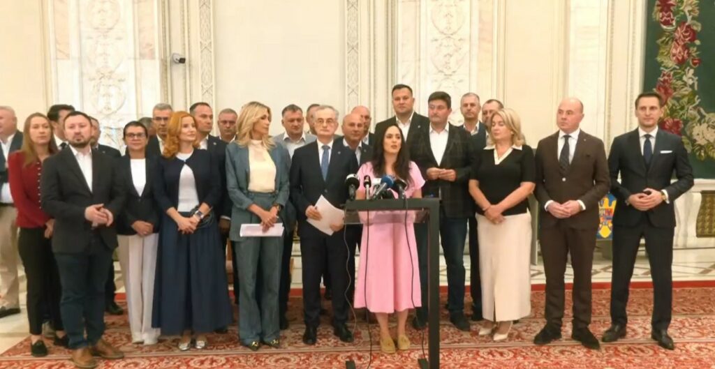PNL și USR sesizează CCR privind hotărârea prin care AUR și S.O.S România au primit locuri în conducerea Camerei Deputaților