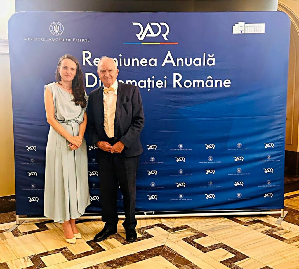 Diplomații români care susțin democrația și libertatea presei vor putea primi Premiul Rațiu