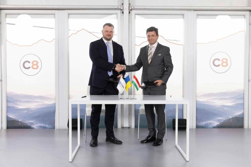 Ucraina vrea să-și mute rezervele de combustibil din calea atacurilor rusești Depozite planificate în Ungaria Premierul Péter Magyar se opune