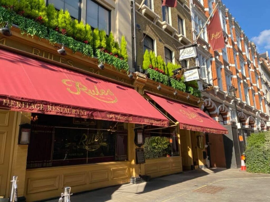 Cel mai vechi restaurant din Londra funcționează de peste două secole. Charles Dickens și Madonna s-au numărat printre clienți