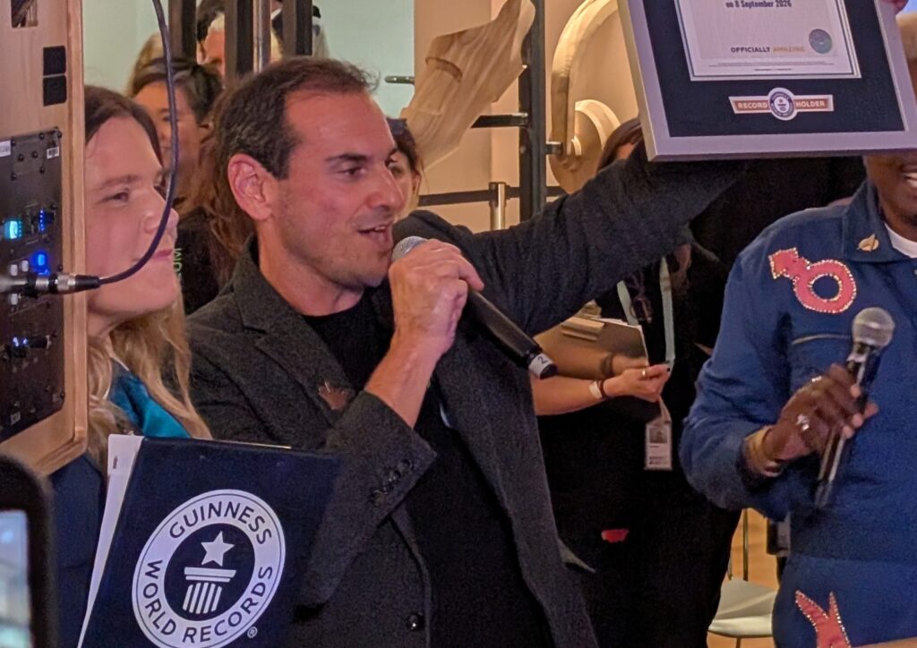 Fanii „Star Trek” au intrat în Cartea Recordurilor. Ce au făcut 934 de oameni la Londra