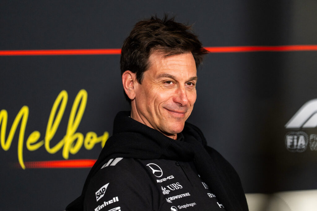 Toto Wolff, directorul echipei Mercedes F1, confirmă că Antonelli va pleca din coada grilei la Monza