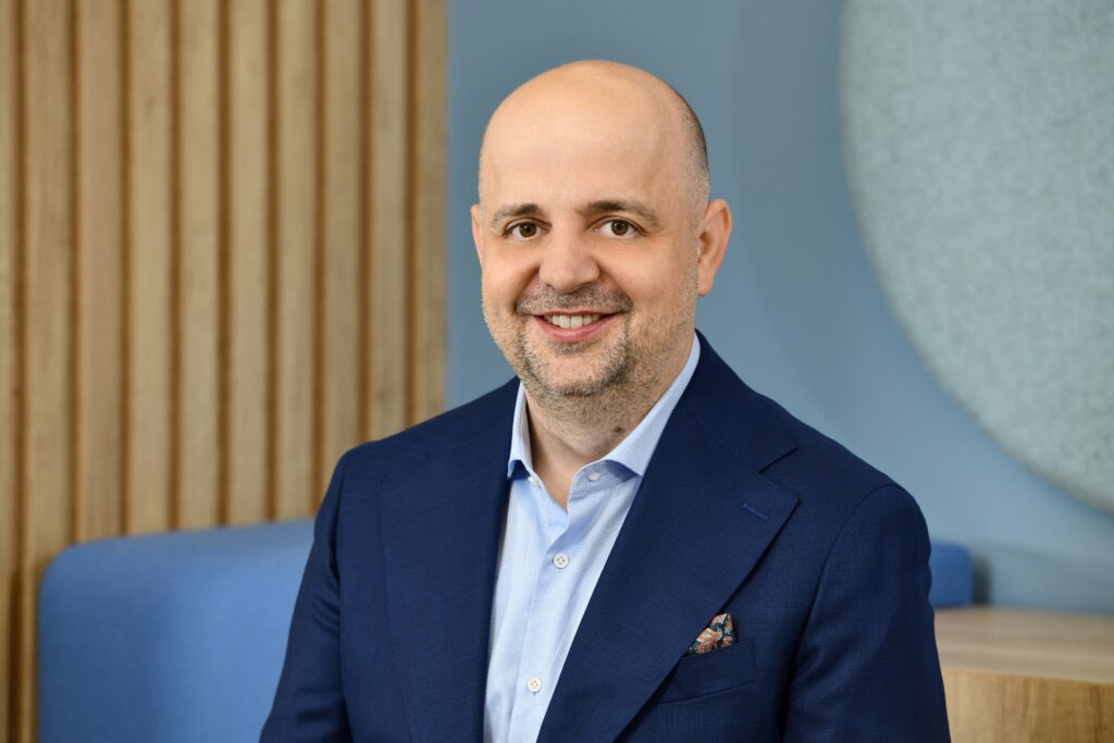 Allianz-Țiriac: asigurările de viață accelerează cu 34% în primul semestru din 2026, peste ritmul portofoliului total (P)