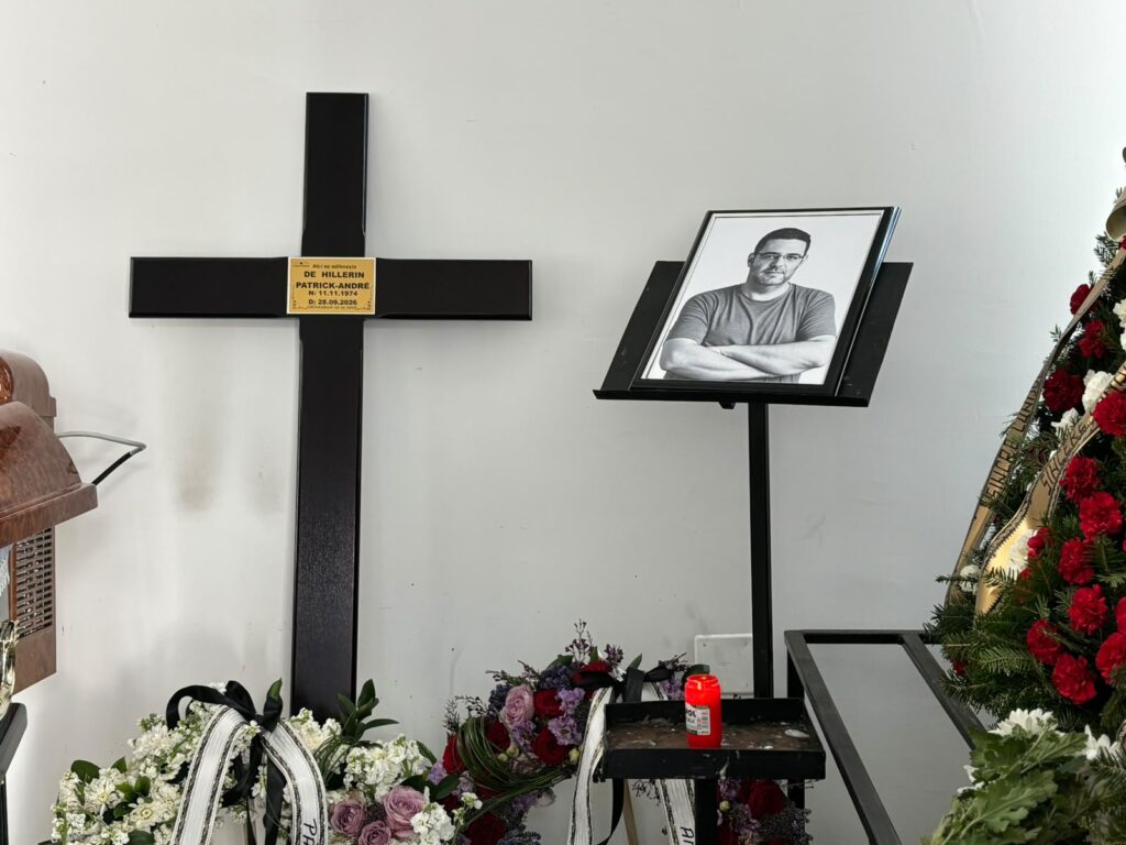 Patrick André de Hillerin este condus pe ultimul drum. Jurnalistul este înmormântat la Cimitirul Bellu Catolic din București