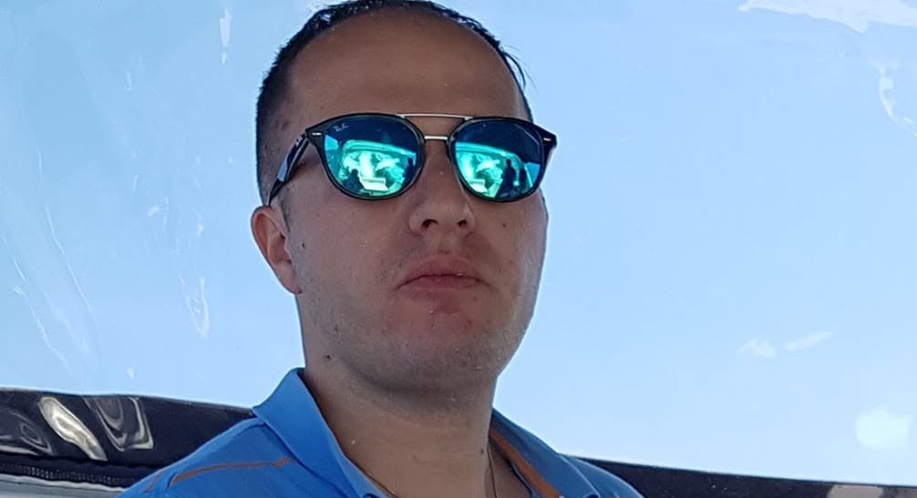 Alexandru Toader ar fi încercat să sărute o studentă chemată la biroul notarial. „Mi-era teamă de consecințele unui refuz”