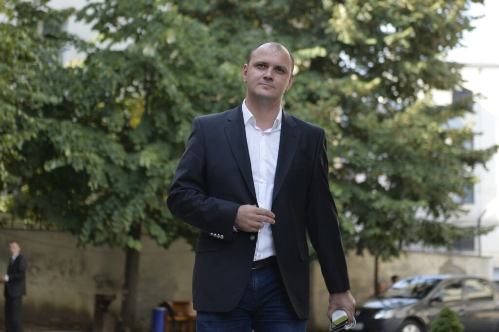 Serbia, refugiu pentru fugarii din justiția altor țări. Sebastian Ghiță, printre numele menționate de presa sârbă
