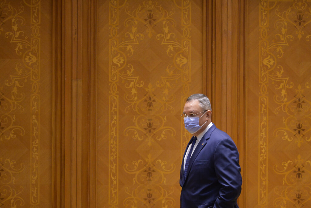 MEDIAFAX 35. 2021 – România, lovită de valul patru al pandemiei de COVID-19. Rivalii politici fac alianță și formează coaliția PNL-PSD-UDMR