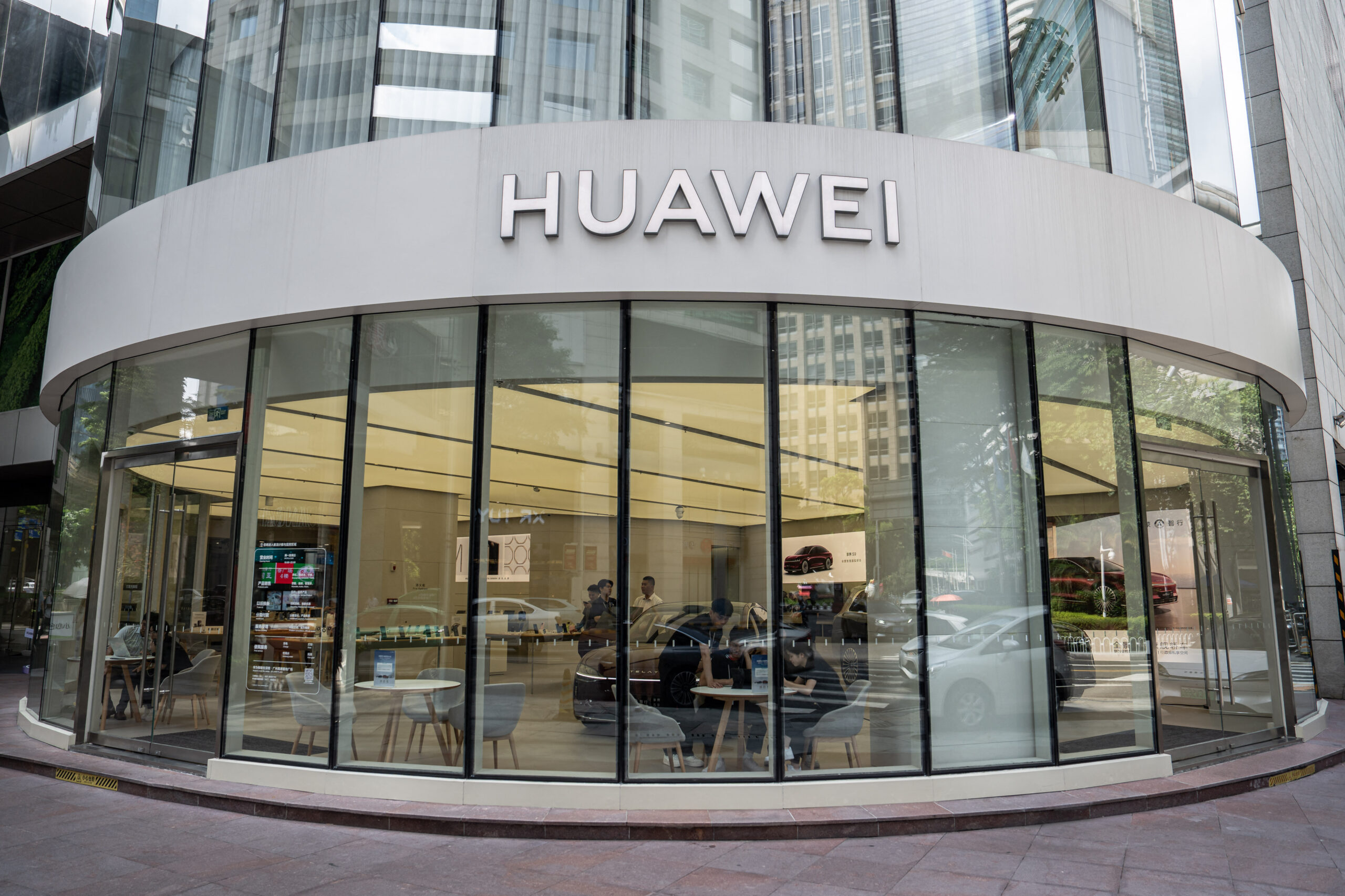 SUA au încercat să oprească avansul tehnologic al Chinei, dar rezultatul este surprinzător. Huawei câștigă teren în fața Nvidia