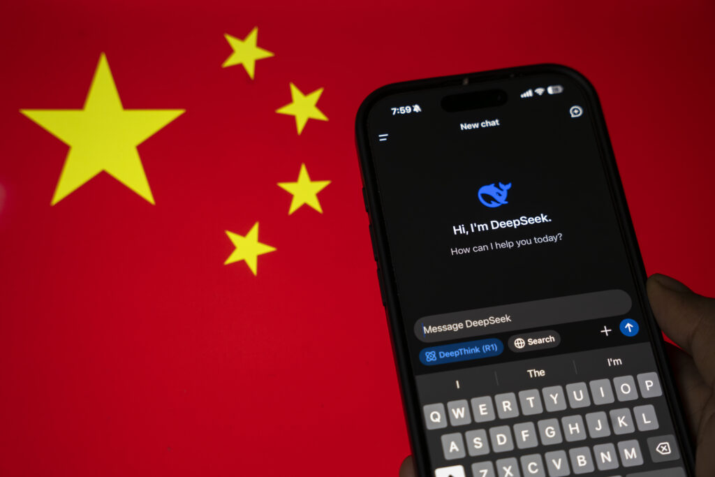 Bula inteligenței artificiale s-a spart deja în China. 480 de miliarde de dolari au dispărut de pe bursă în mai puțin de patru luni