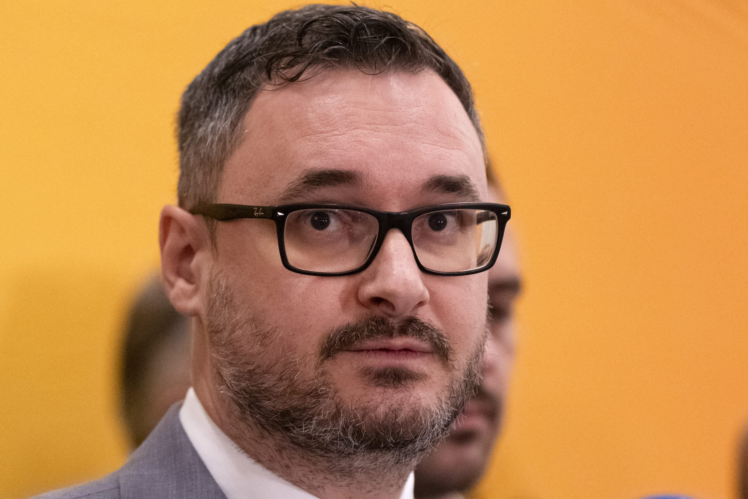 Dan Tanasă a fost trimis în judecată pentru incitare la violență, ură sau discriminare