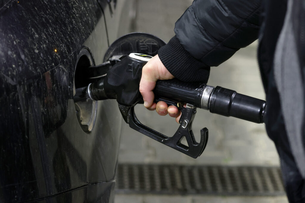 Prețurile la motorină vor rămâne ridicate până în 2027. Capacitatea globală de rafinare este insuficientă