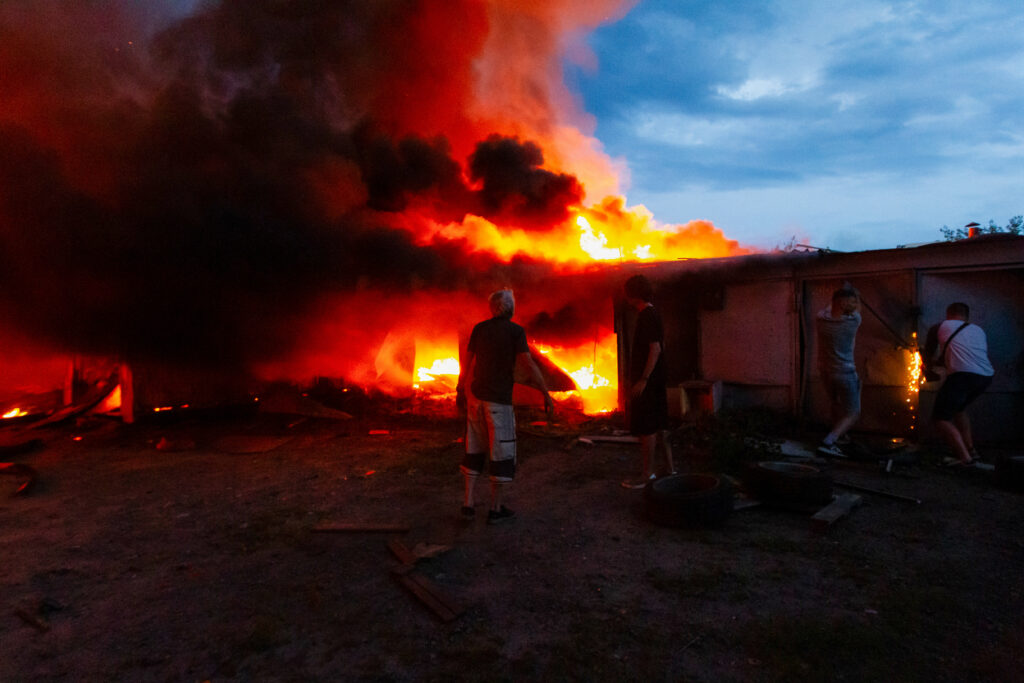 Un nou atac cu drone asupra „Google-ului rusesc”. Explozii și incendii în mai multe regiuni ale Rusiei