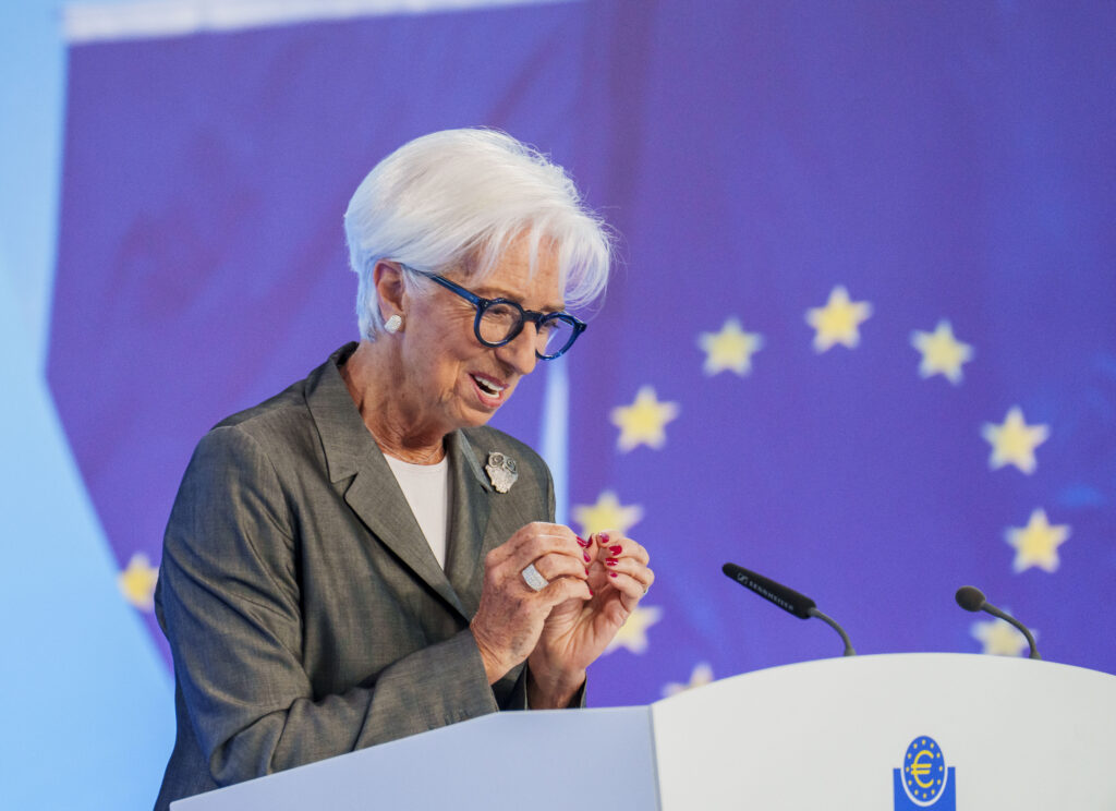 Plecare surpriză de la vârful Europei. Christine Lagarde părăsește BCE înaintea alegerilor prezidențiale din Franța
