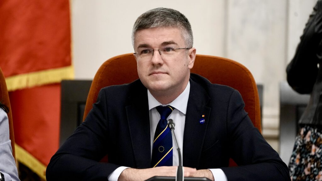 Irineu Darău anunță tăierea la jumătate a indemnizațiilor la Societatea Națională a Apelor Minerale: Nu mai pot fi la întâmplare