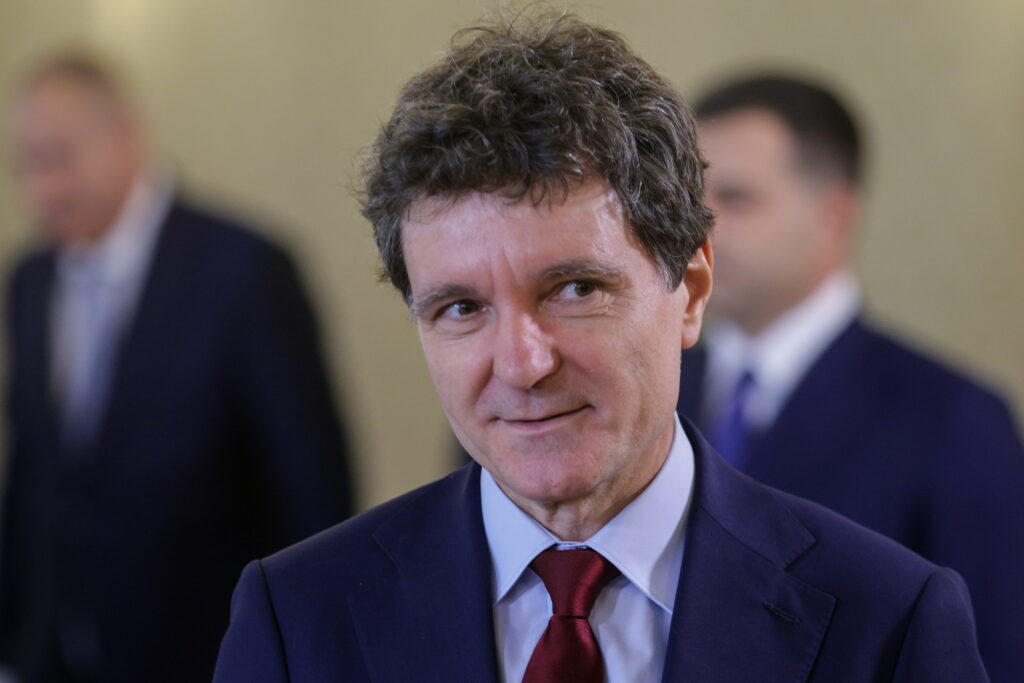 Consultările de la Cotroceni s-au încheiat Urmează anunțul lui Nicușor Dan | SURSE: Eugen Tomac și Luca Niculescu, favoriți să fie nominalizați