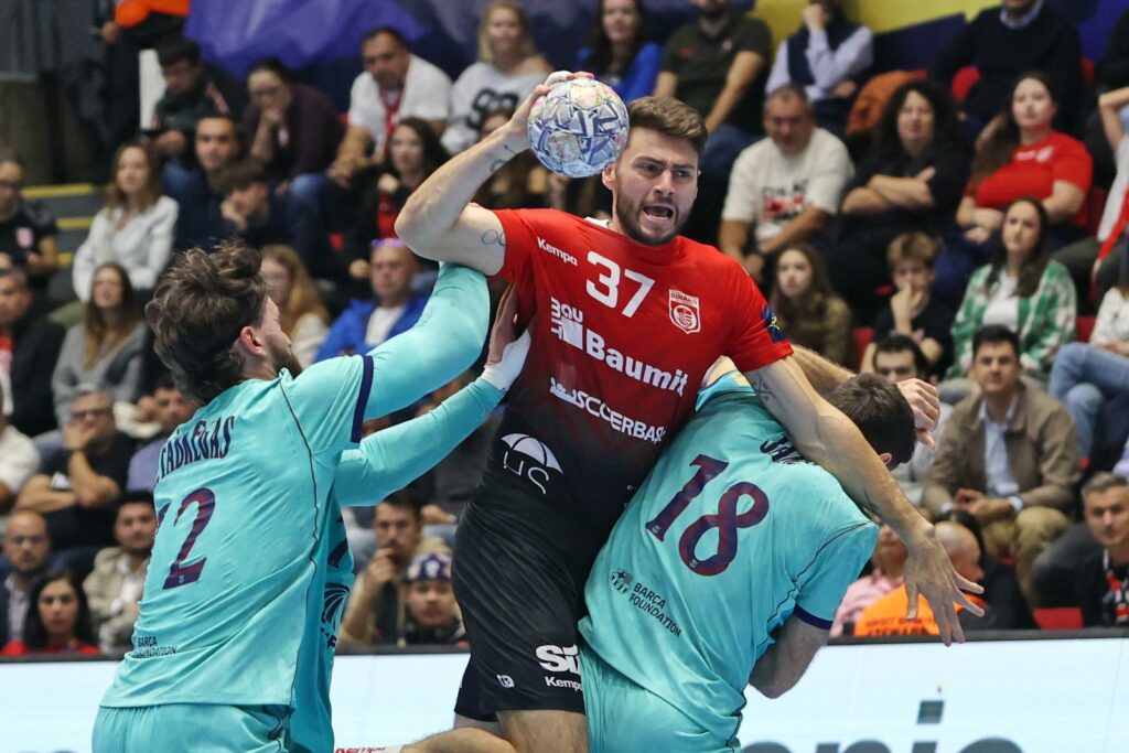 Dinamo, învinsă categoric de Barcelona în Liga Campionilor la handbal: 22-36