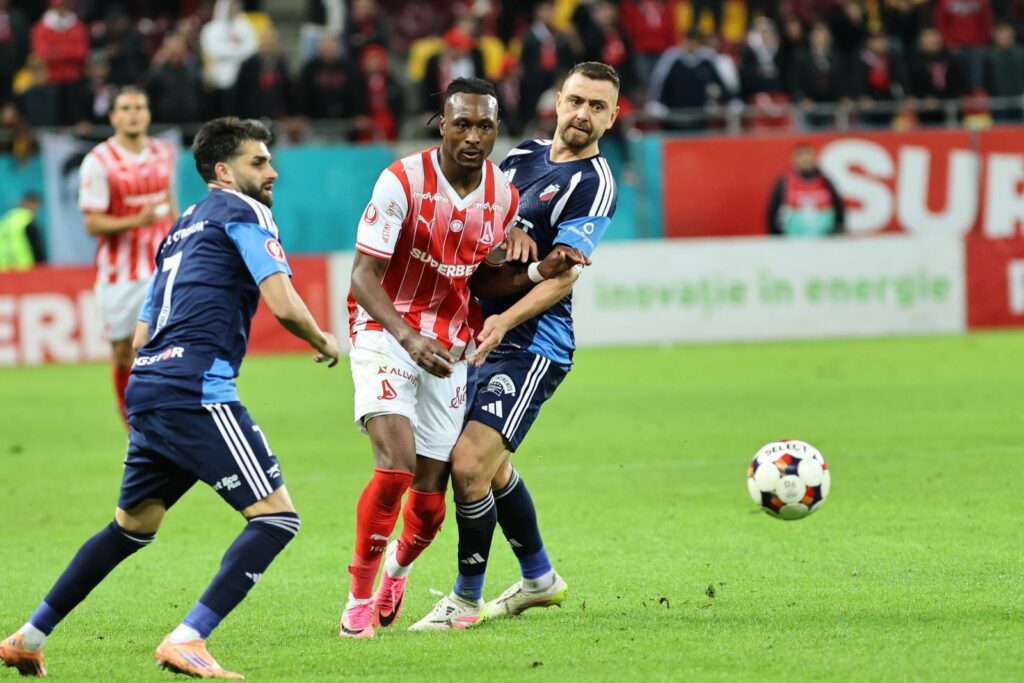 Liderul a lovit pe final! Dinamo – FC Botoșani 2 – 0, cu două goluri din penalty