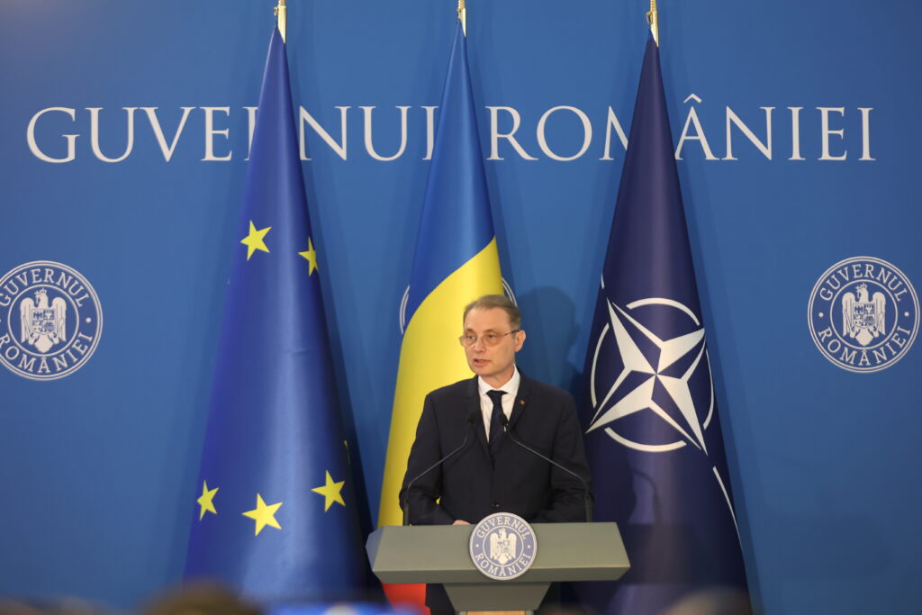 Premierul Luca Niculescu are vineri ședințe despre PNRR și siguranța în școli. Programul complet
