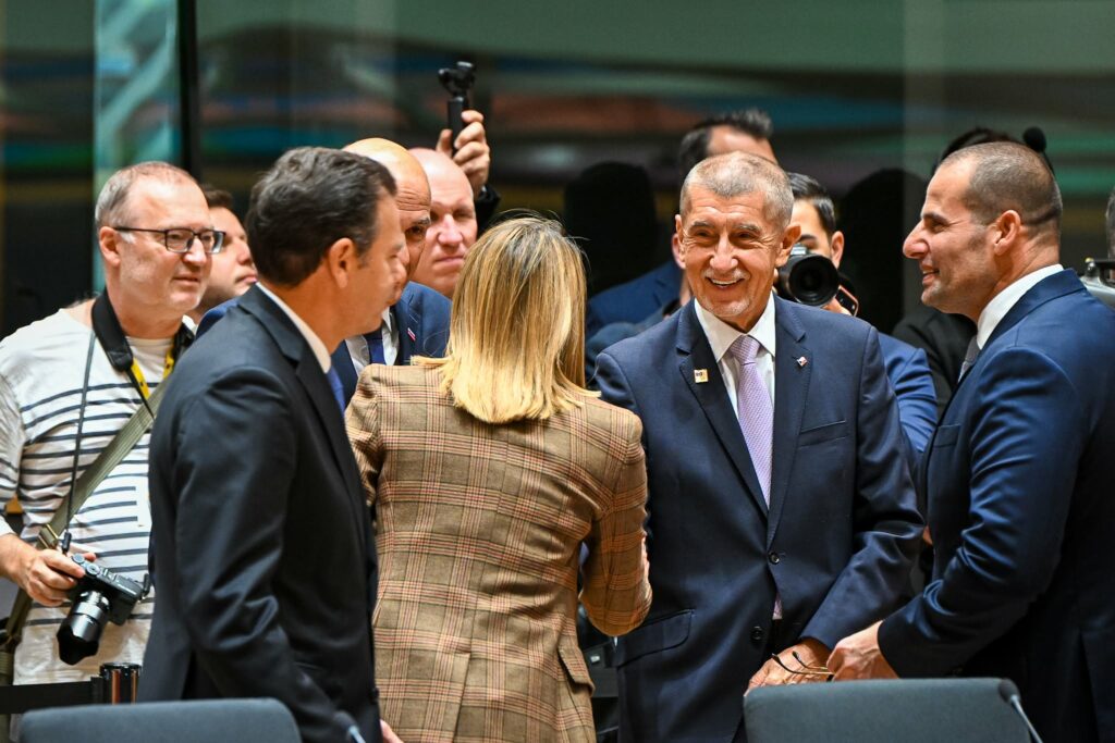 Surpriză. Un lider european, considerat pro-rus, îl acuza pe Trump de trădare deoarece a semnat acordul cu Putin