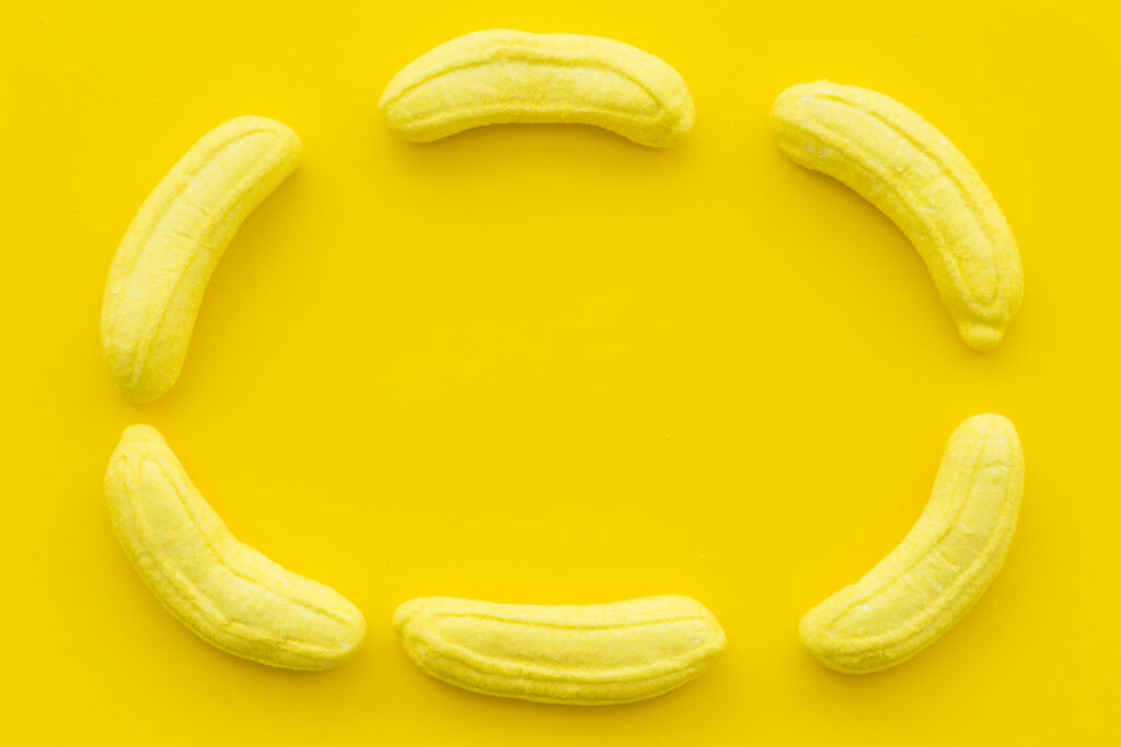 Banana modificată cu o „foarfecă invizibilă” care a primit aprobare în 11 țări