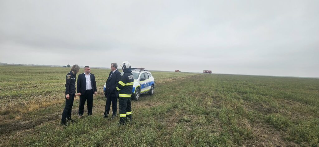 Resturi care ar putea proveni de la o dronă, descoperite în Buzău. MApN și SRI verifică fragmentele