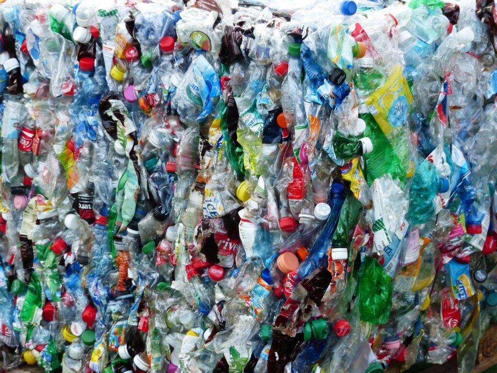 Compania pe primul loc la poluare și-a retras obiectivul privind sticlele reutilizabile. Un sfert din sticlele sale ar fi trebuit să fie reutilizabile până în 2030