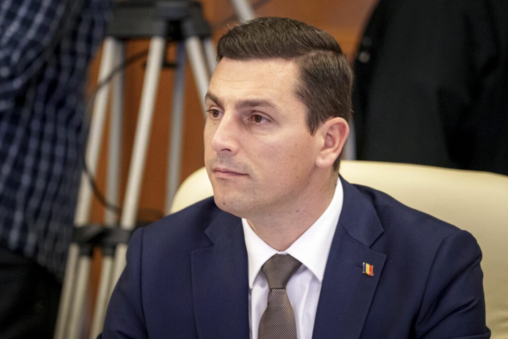 PNL va vota Guvernul Luca Niculescu, dar nu va intra într-o coaliție cu PSD. Ionel Bogdan: „Dorința noastră este să punem capăt crizei politice”
