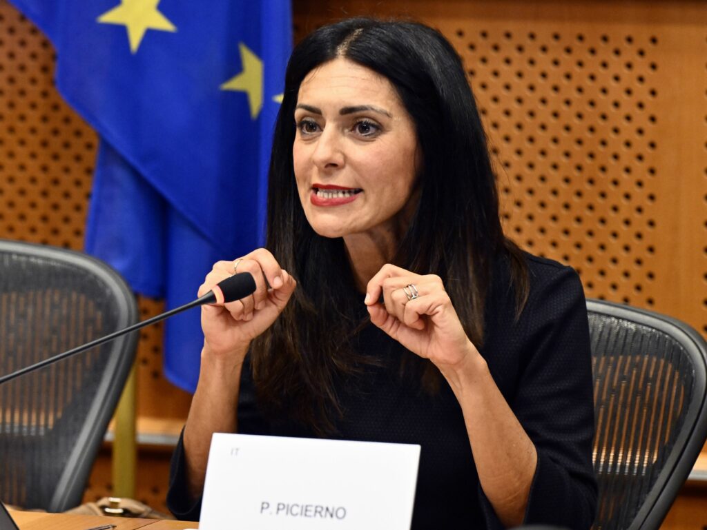 Un vicepreședinte al Parlamentului European intră în greva foamei în sprijinul locuitorilor din orașul Oleșki
