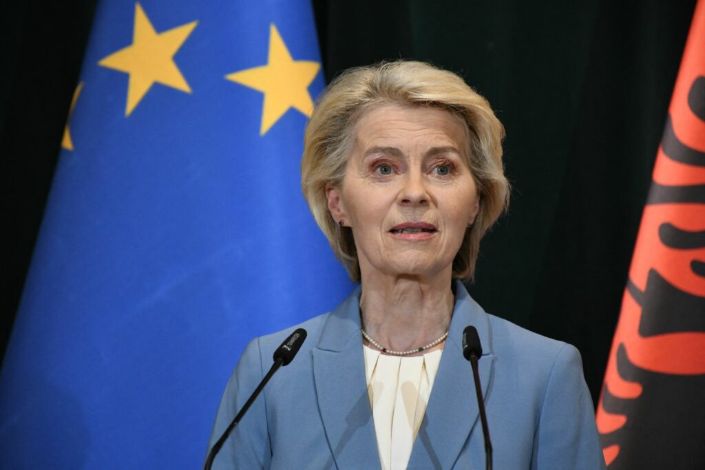 Ursula von der Leyen, avertisment după atacurile asupra navelor comerciale din Marea Neagră: „Situația este tot mai îngrijorătoare”